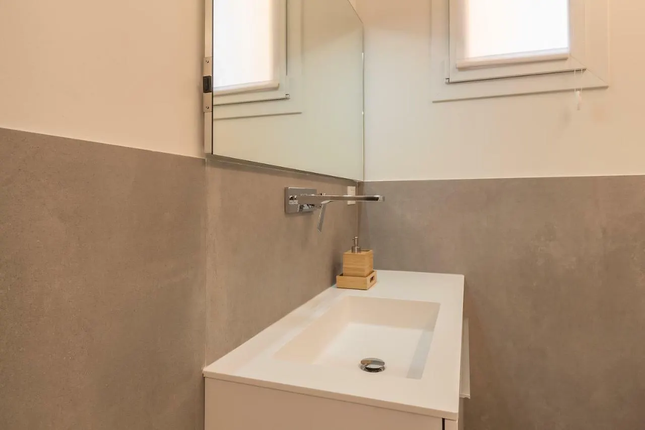 Realkasa Bianca Apartment Bologna Italy
